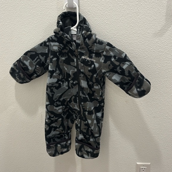Columbia Fleece Black & Grey Bunting Size 3-6 Months - Picture 1 of 4